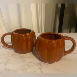 PUMPKIN-SHAPED MUGS SET OF 2